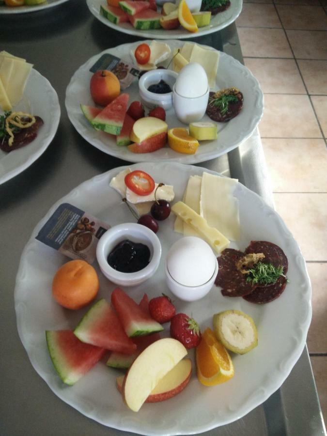 Tante Tut & Onkel E - B & B - Hotel Kolby Kas Екстер'єр фото